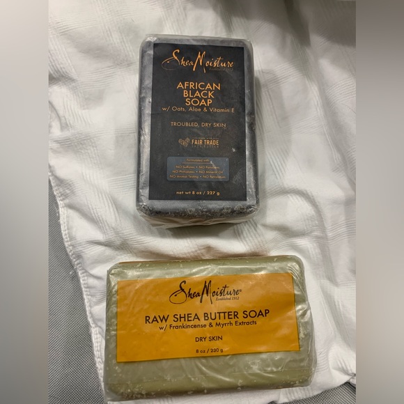 Two Shea moisture bar soaps - Picture 3 of 3